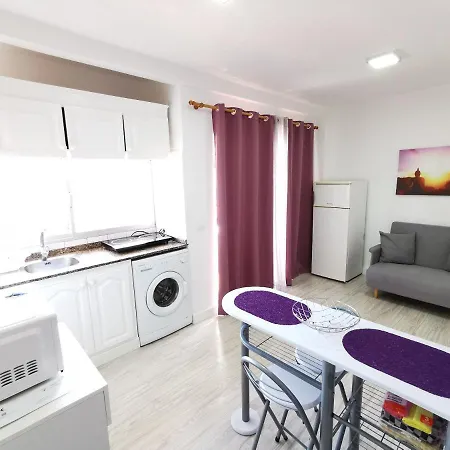 Complejo Valleluz Con Terraza , Piscinas Y Cerca De La Playa.