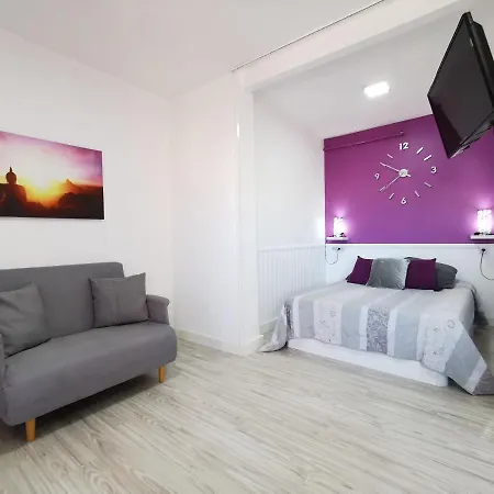 Complejo Valleluz Con Terraza , Piscinas Y Cerca De La Playa. Puerto de la Cruz (Tenerife)