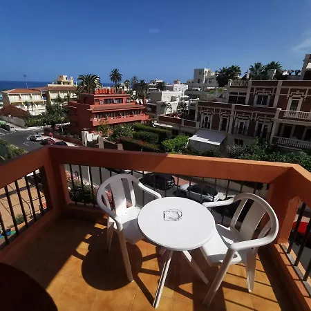 Complejo Valleluz Con Terraza , Piscinas Y Cerca De La Playa. *