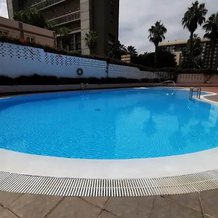 Complejo Valleluz Con Terraza , Piscinas Y Cerca De La Playa. * Puerto de la Cruz (Tenerife)